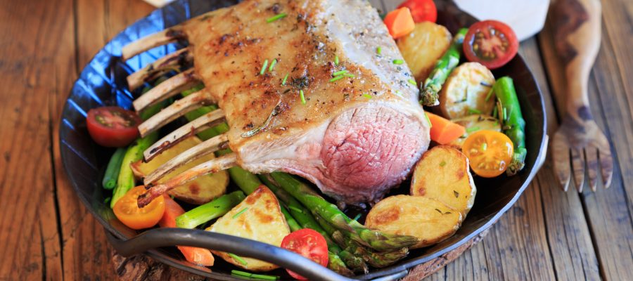 Rack of lamb with vegetables and rosemary potatoes